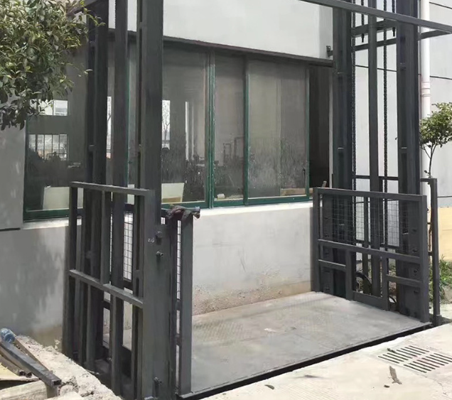 西湖导轨式施工升降机助力民生工程提速增效